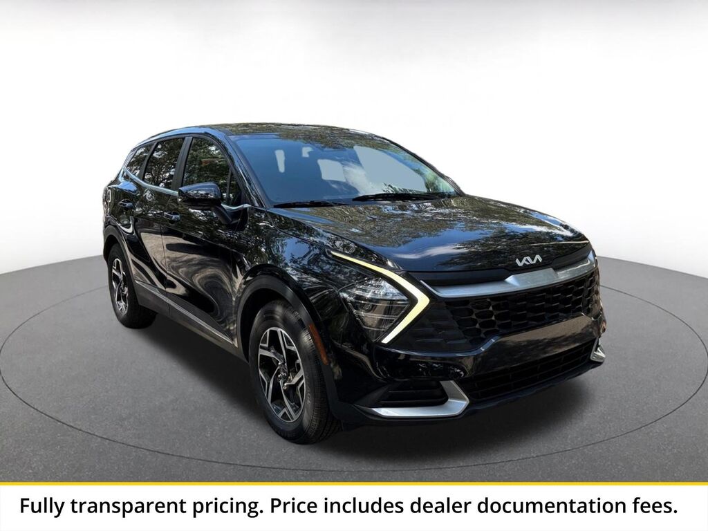 2025 Kia Sportage LX — photo 1 of 13