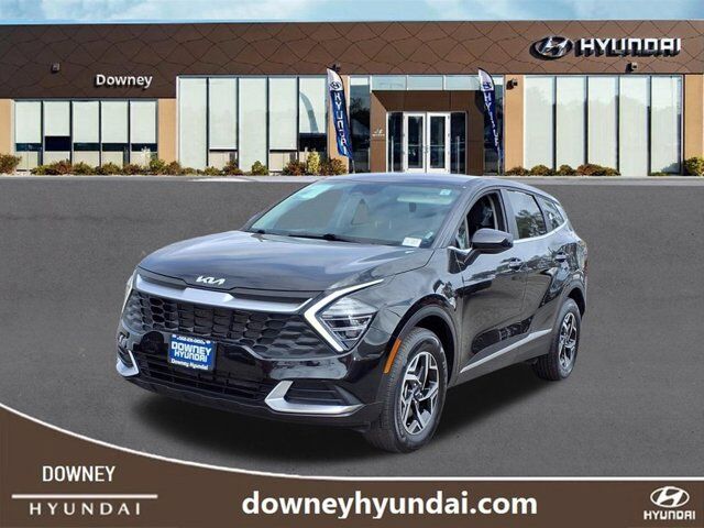 2025 Kia Sportage LX — photo 1 of 1