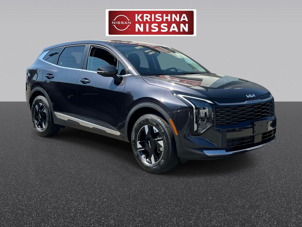 2026 Kia Sportage LX AWD — photo 1 of 12