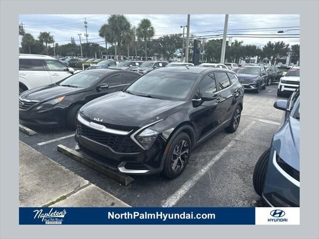2023 Kia Sportage EX — photo 1 of 13