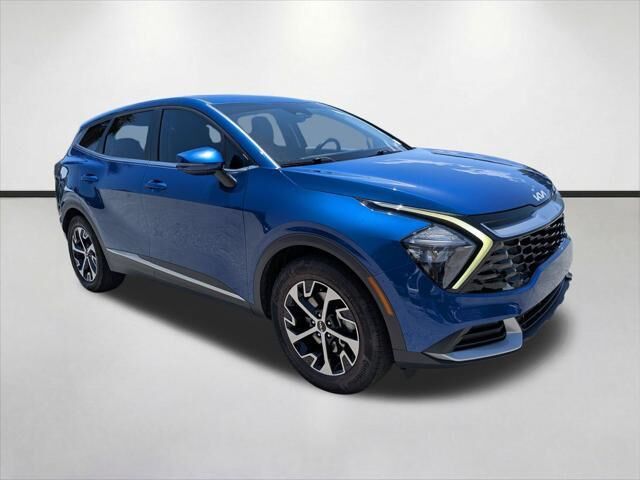 2023 Kia Sportage EX — photo 1 of 13