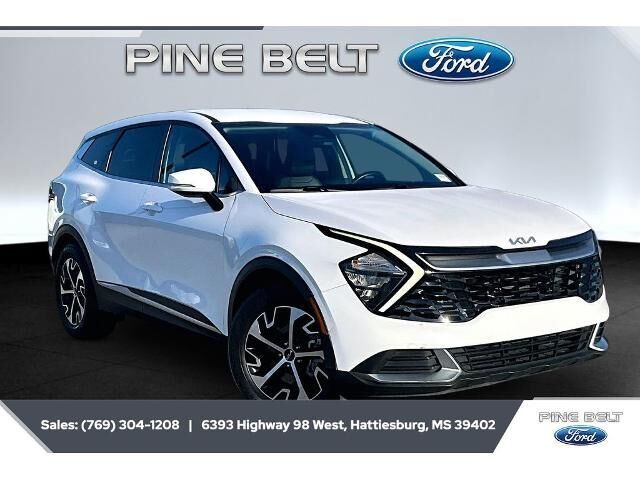 2023 Kia Sportage EX — photo 1 of 13