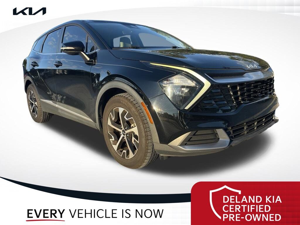 2023 Kia Sportage EX — photo 1 of 10