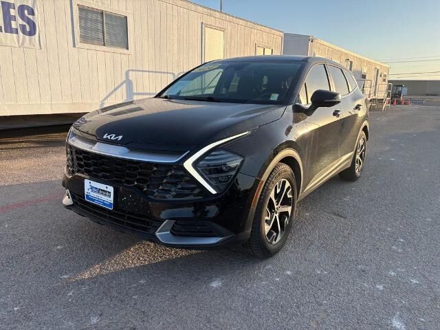 2024 Kia Sportage EX — photo 1 of 13