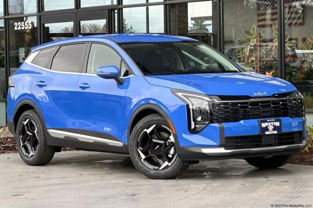 2026 Kia Sportage EX — photo 1 of 39