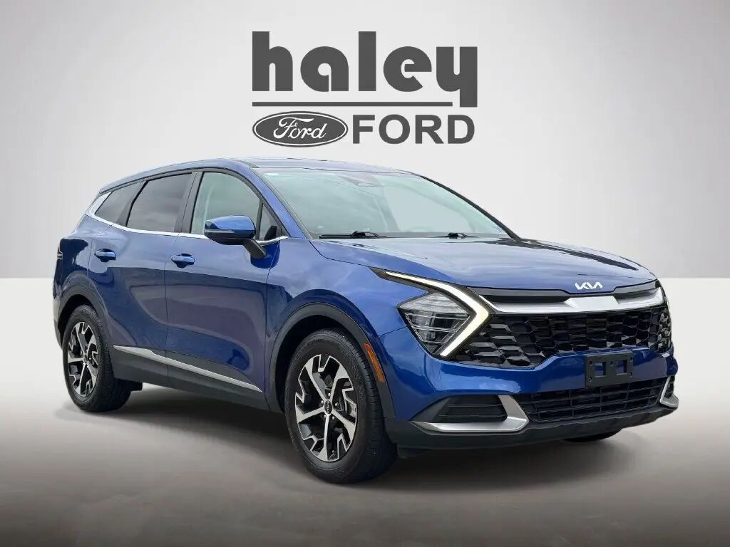 2024 Kia Sportage EX — photo 1 of 13