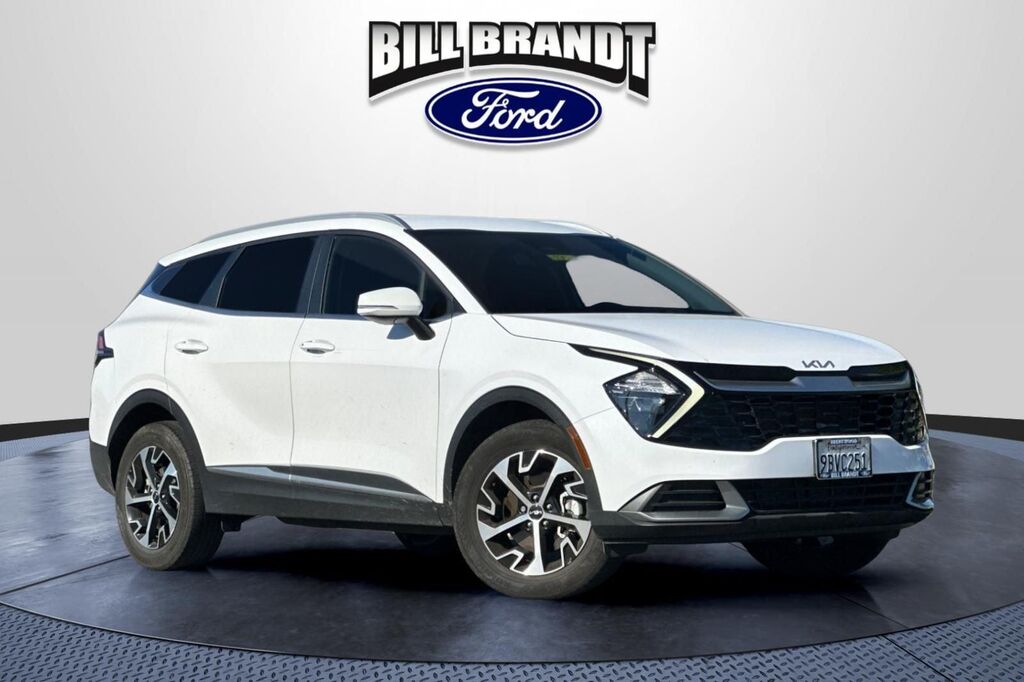2023 Kia Sportage EX — photo 1 of 39