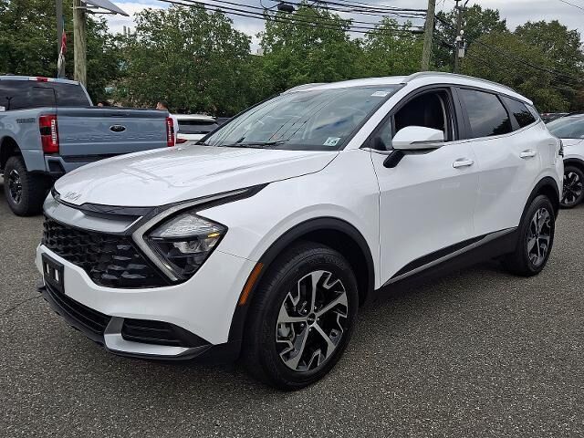 2023 Kia Sportage EX — photo 1 of 17