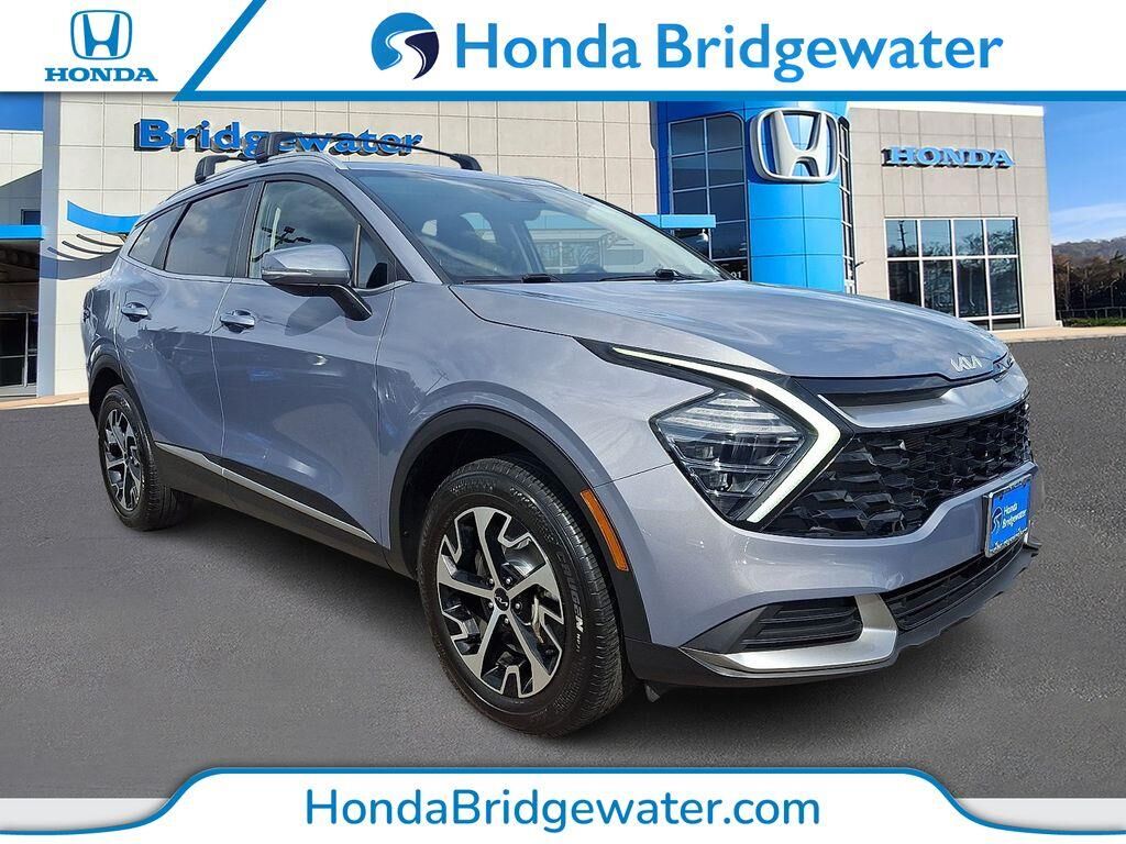 2024 Kia Sportage EX — photo 1 of 13