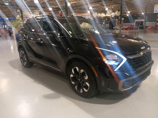 2023 Kia Sportage X-Line — photo 1 of 24