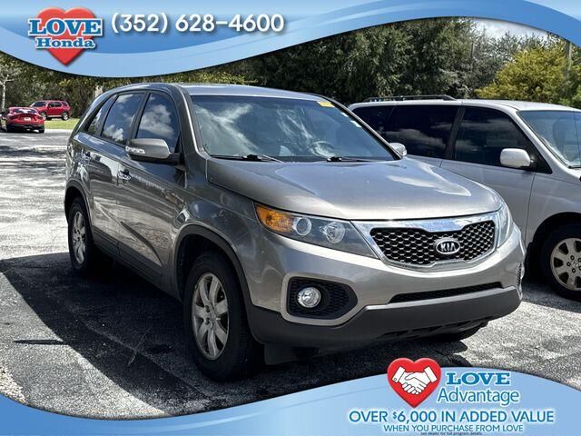 2013 Kia Sorento LX — photo 1 of 46