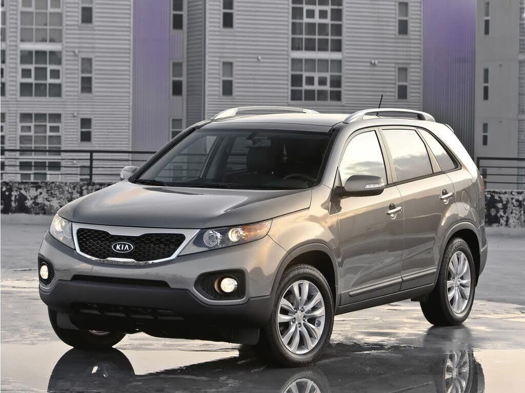 2013 Kia Sorento LX — photo 1 of 1