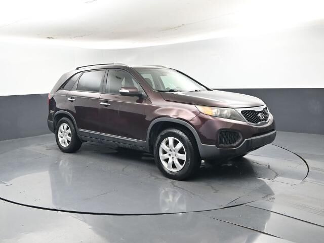 2011 Kia Sorento LX — photo 1 of 13