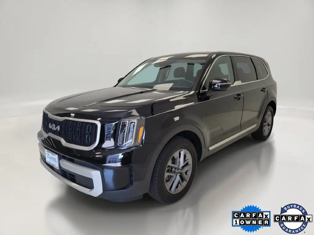 2024 Kia Telluride LX — photo 1 of 13
