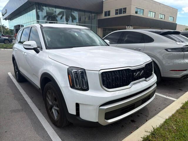 2025 Kia Telluride LX