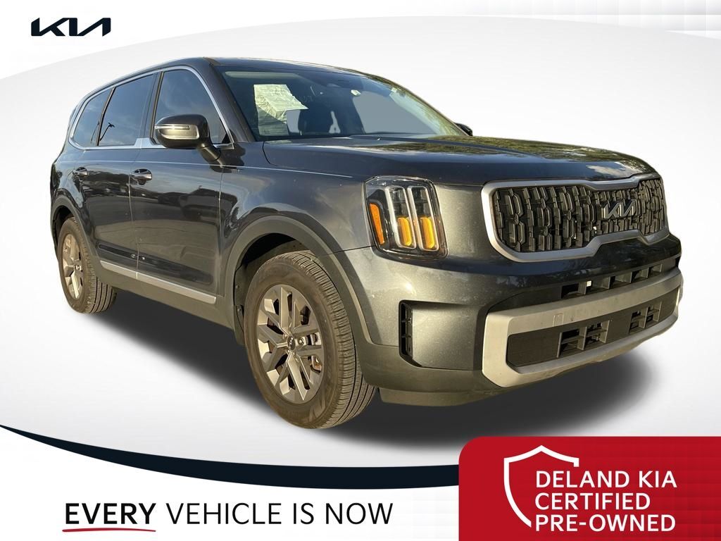 2024 Kia Telluride LX — photo 1 of 13
