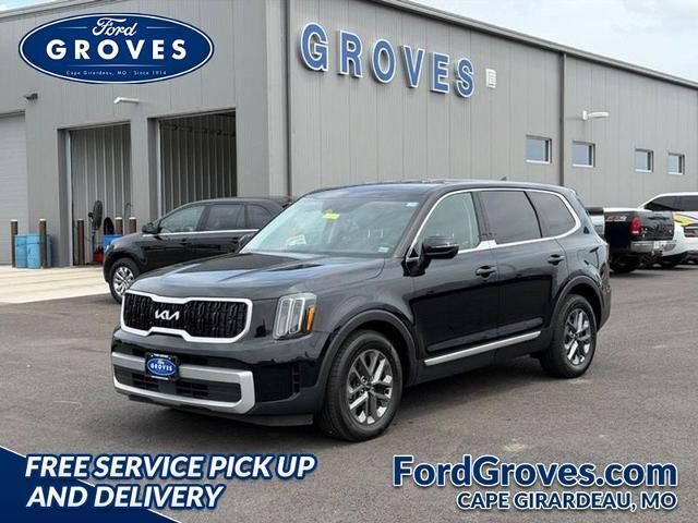 2023 Kia Telluride LX