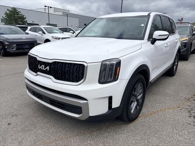 2023 Kia Telluride LX