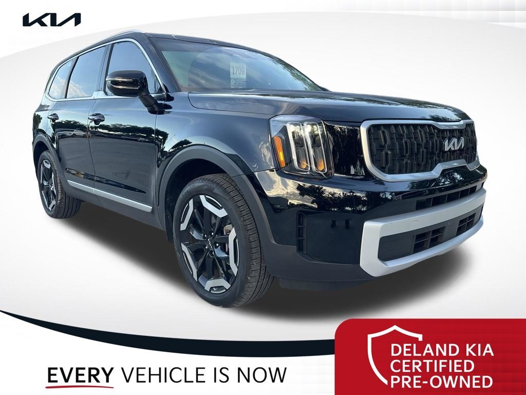 2024 Kia Telluride EX — photo 1 of 10