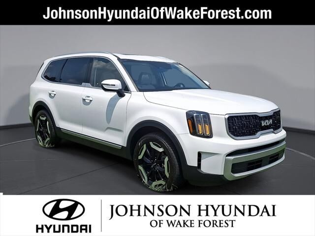 2024 Kia Telluride EX — photo 1 of 8