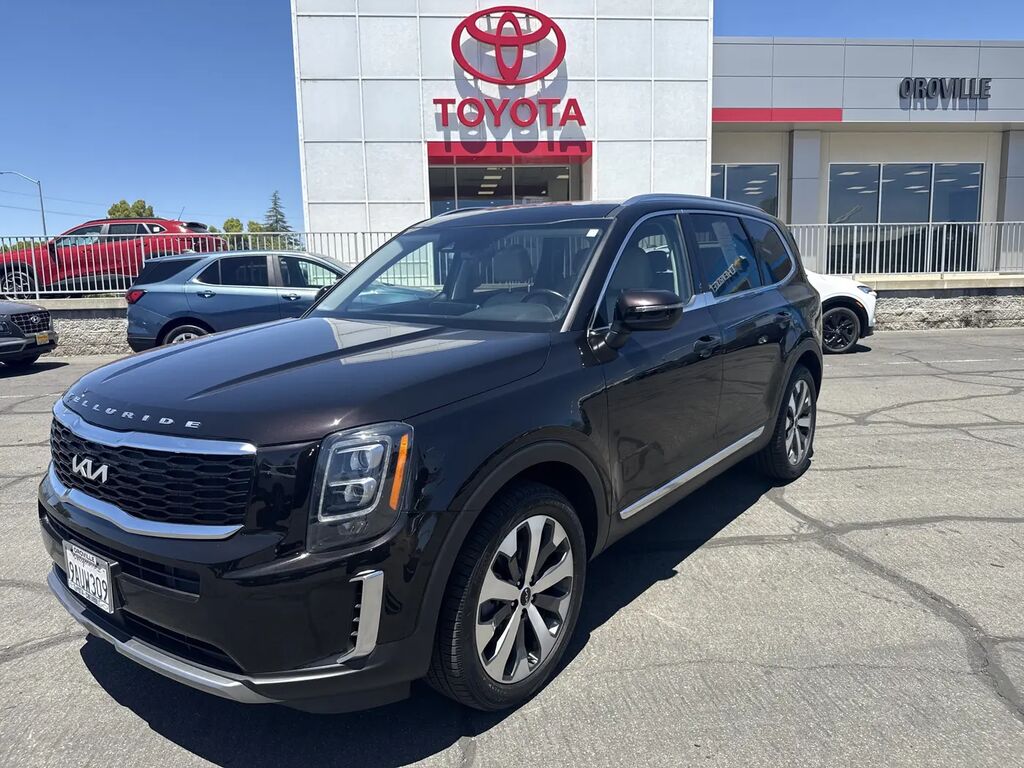 2022 Kia Telluride EX — photo 1 of 13