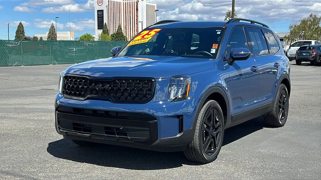2025 Kia Telluride EX X-Line — photo 1 of 13