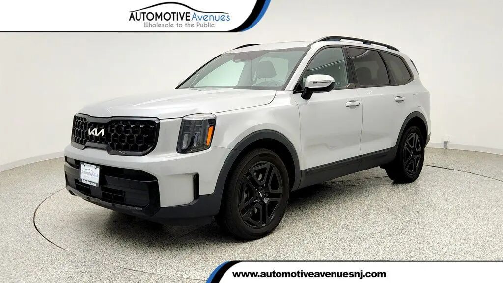 2024 Kia Telluride EX — photo 1 of 13