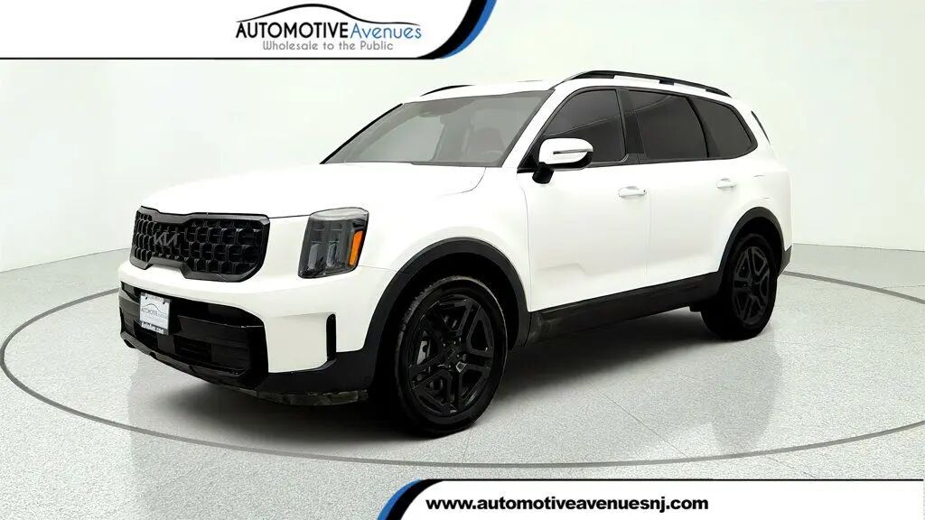 2025 Kia Telluride EX — photo 1 of 6