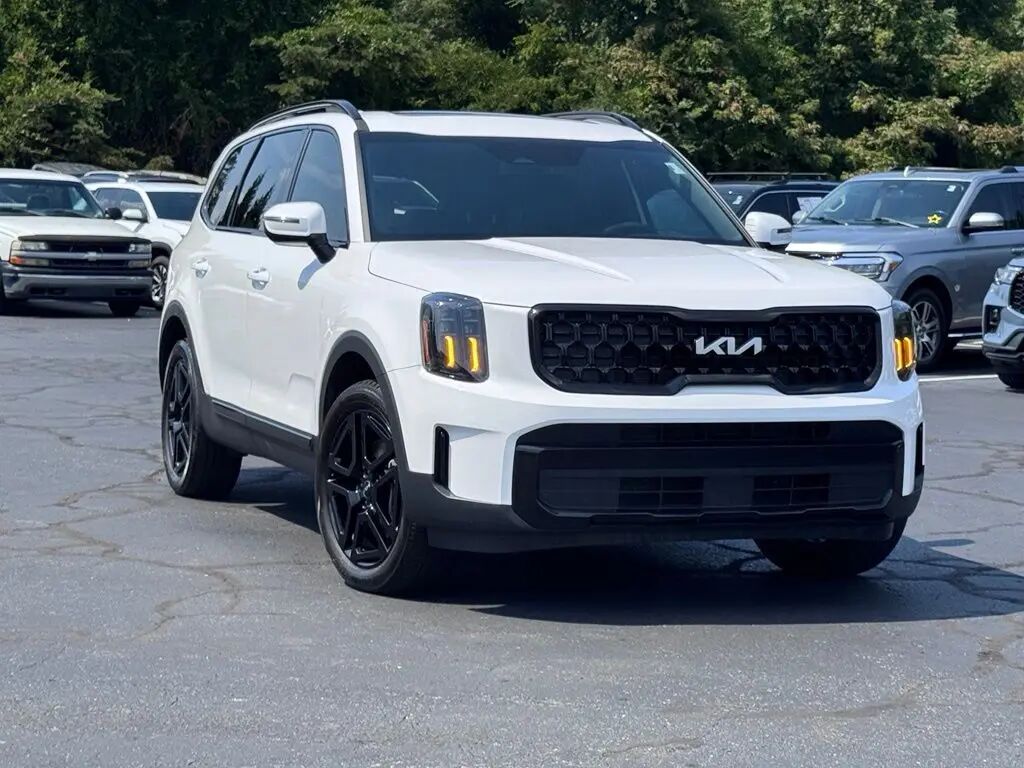 2024 Kia Telluride EX X-Line — photo 1 of 13
