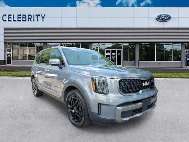 2023 Kia Telluride EX X-Line — photo 1 of 26