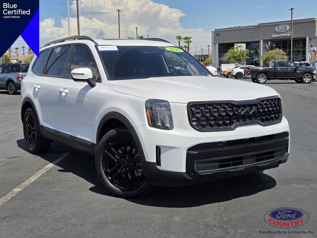 2025 Kia Telluride EX X-Line — photo 1 of 3