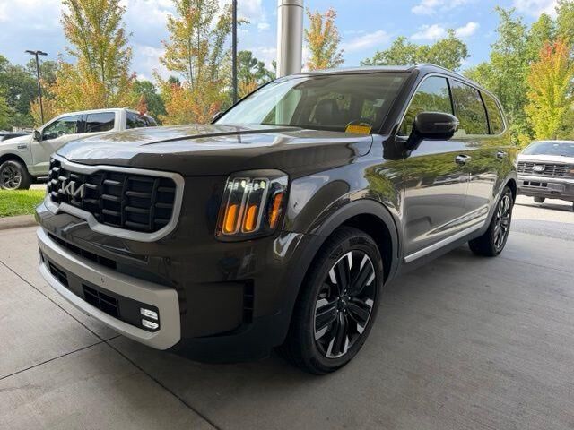 2024 Kia Telluride SX — photo 1 of 26