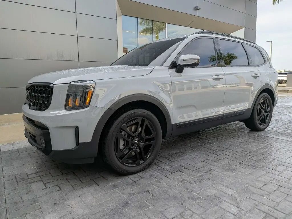 2024 Kia Telluride SX-Prestige X-Line — photo 1 of 13
