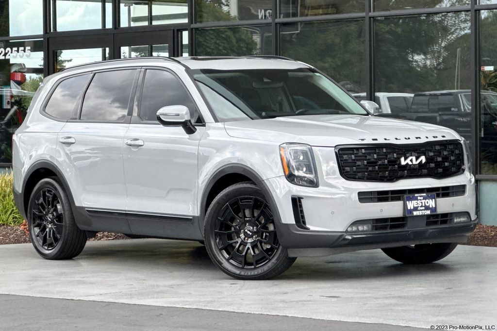 2022 Kia Telluride SX — photo 1 of 13