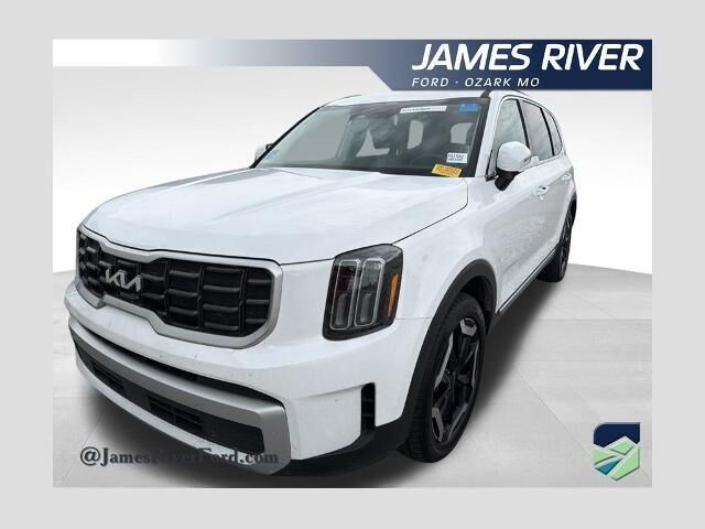2025 Kia Telluride S — photo 1 of 54