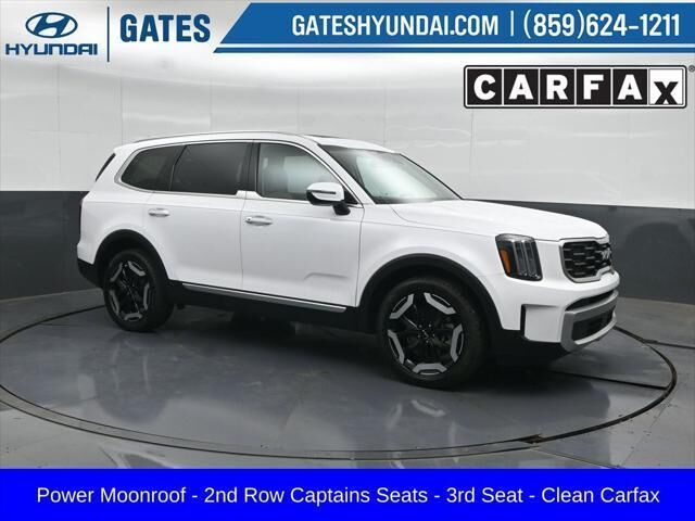 2024 Kia Telluride S — photo 1 of 49