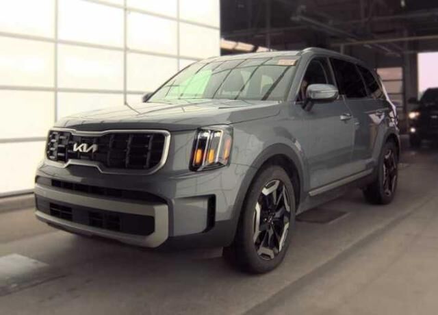 2025 Kia Telluride S — photo 1 of 26