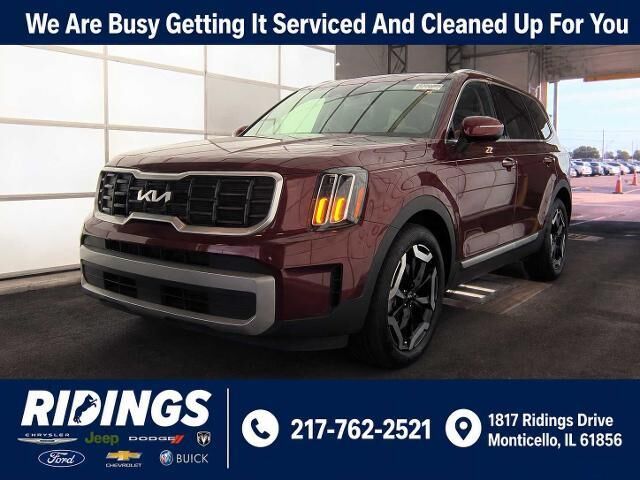2024 Kia Telluride S — photo 1 of 26