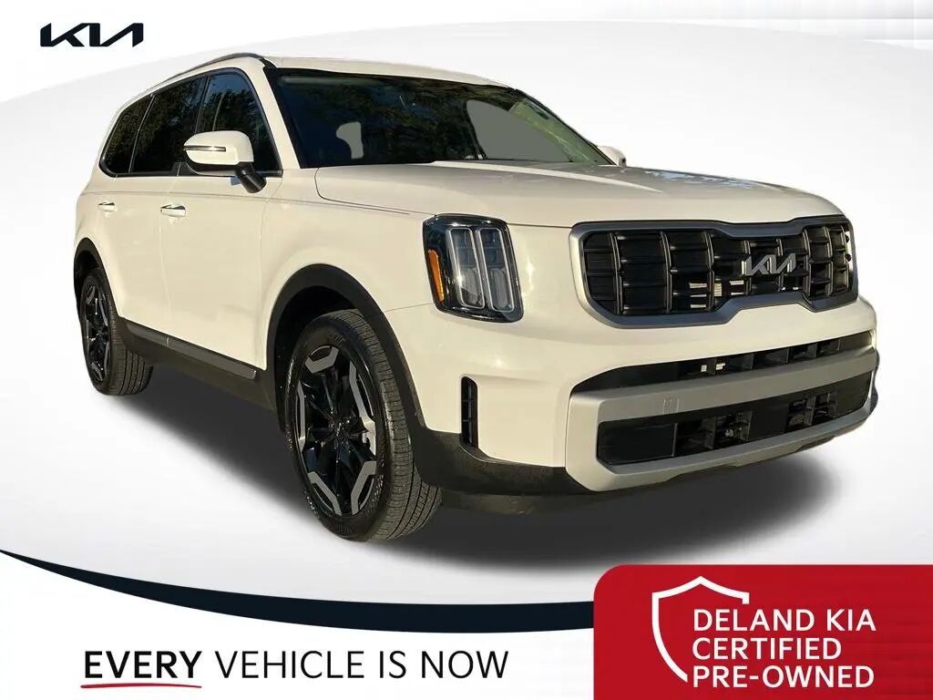 2025 Kia Telluride S — photo 1 of 13