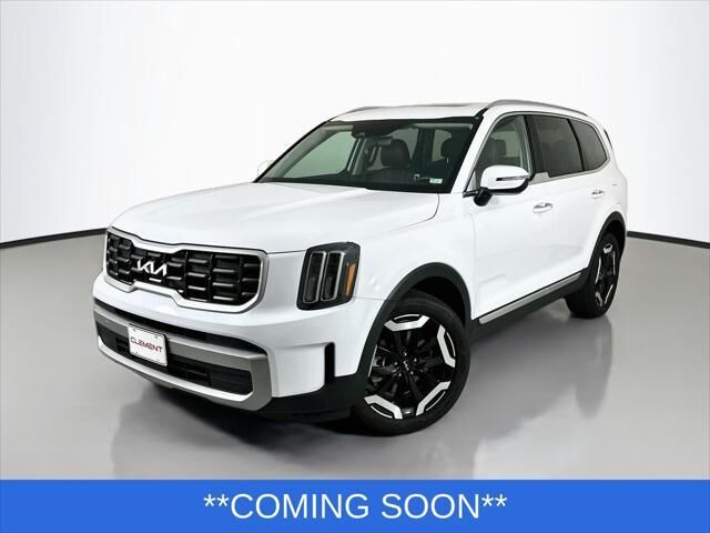 2025 Kia Telluride S — photo 1 of 3