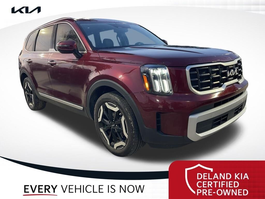 2023 Kia Telluride S — photo 1 of 13