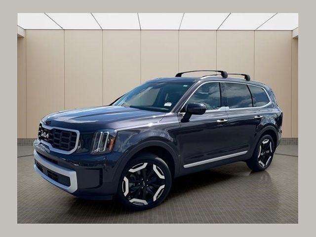 2025 Kia Telluride S — photo 1 of 55