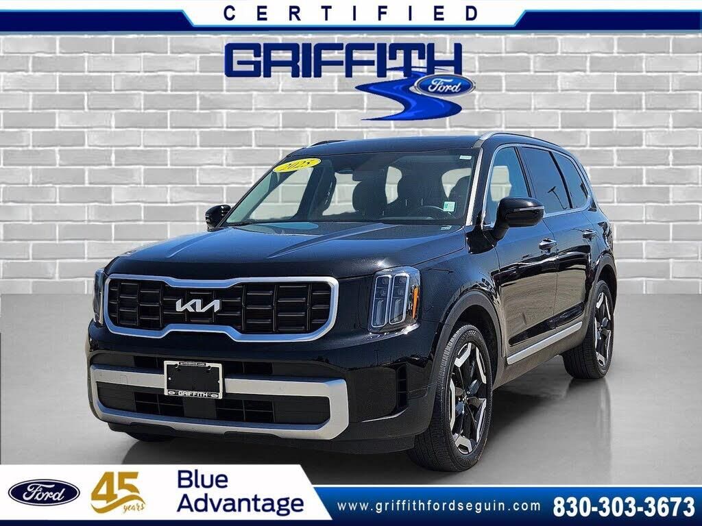 2025 Kia Telluride S — photo 1 of 1