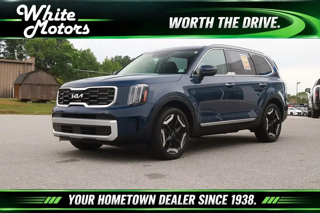 2025 Kia Telluride S — photo 1 of 13