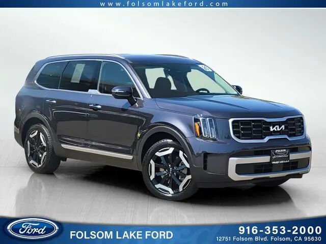 2025 Kia Telluride S — photo 1 of 24