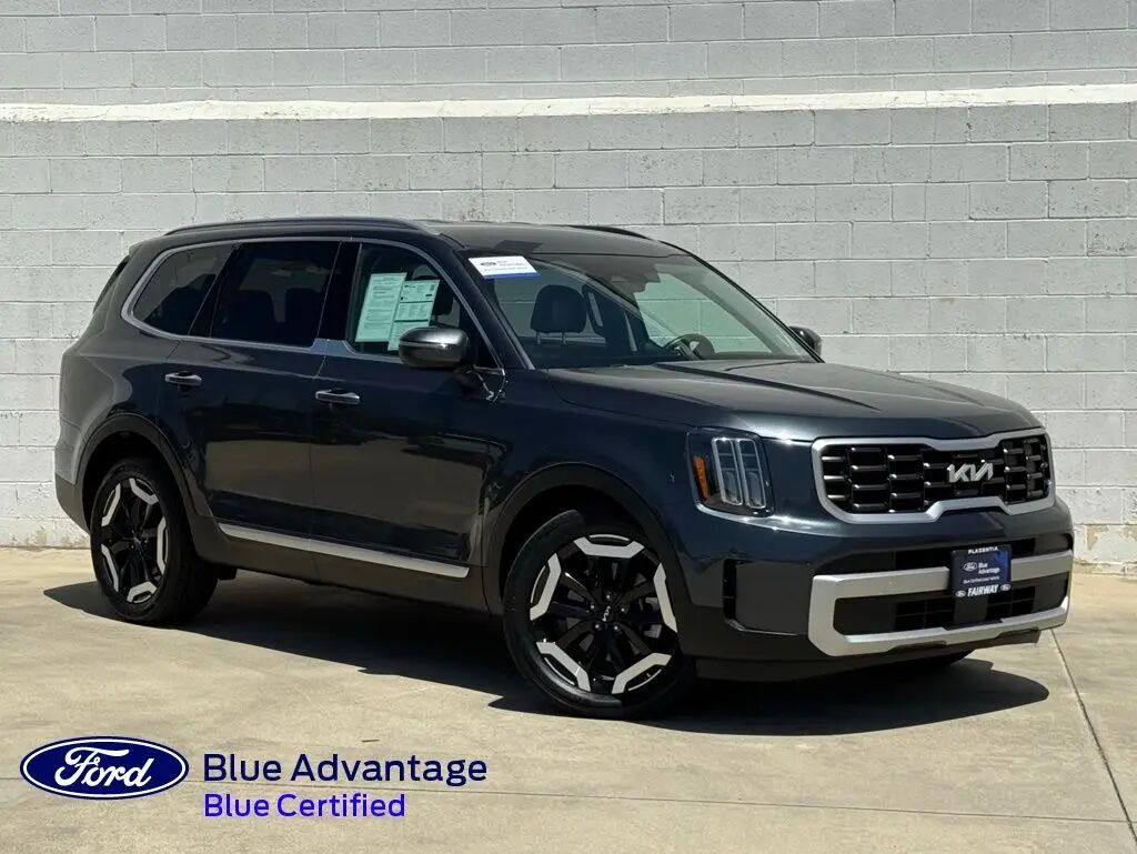 2023 Kia Telluride S — photo 1 of 12