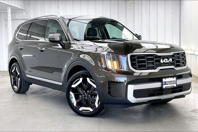 2024 Kia Telluride S — photo 1 of 13