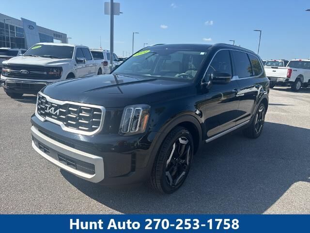 2024 Kia Telluride S — photo 1 of 26