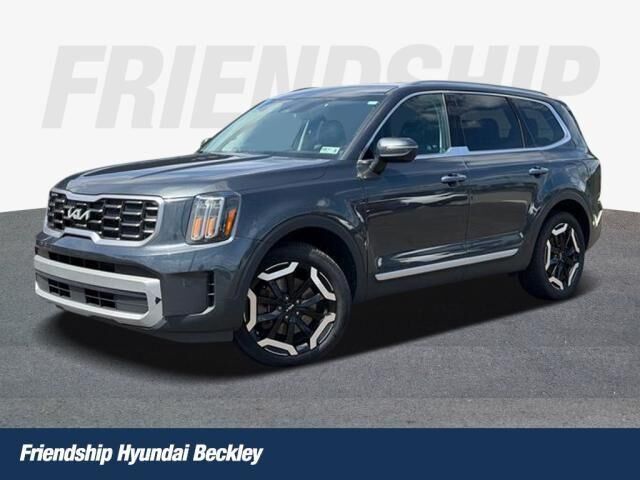 2024 Kia Telluride S — photo 1 of 56