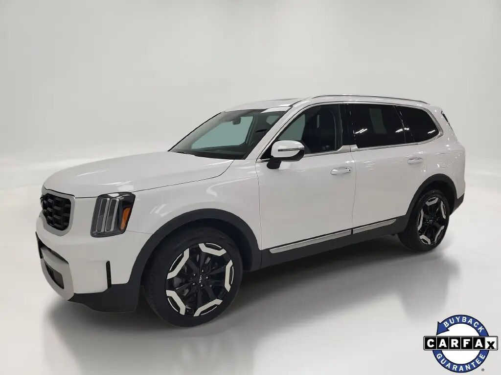 2025 Kia Telluride S — photo 1 of 12